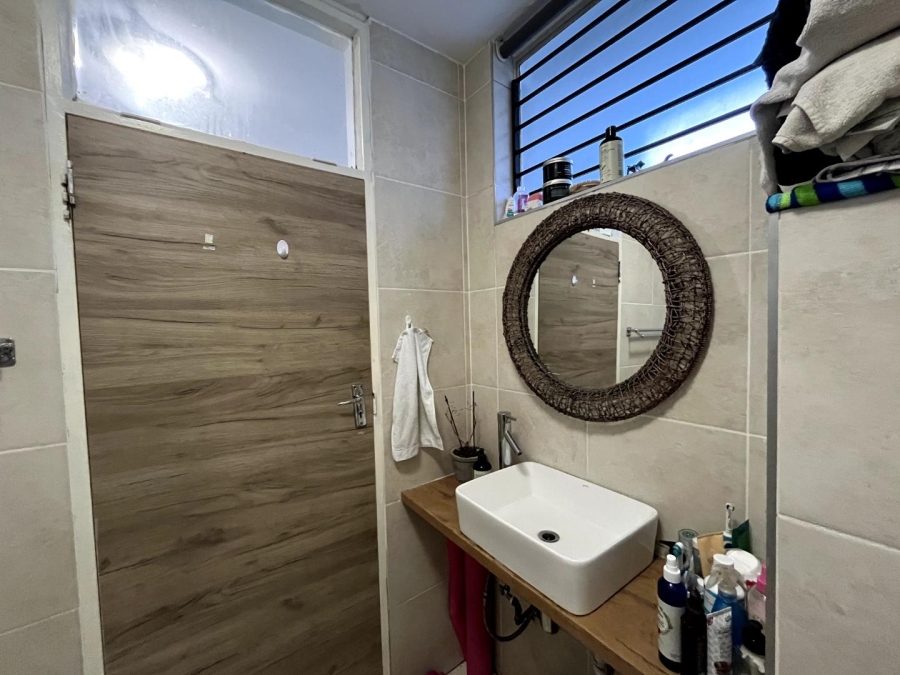 0 Bedroom Property for Sale in Gardens Western Cape
